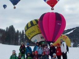 09_balloon-kids-day_3a_2012