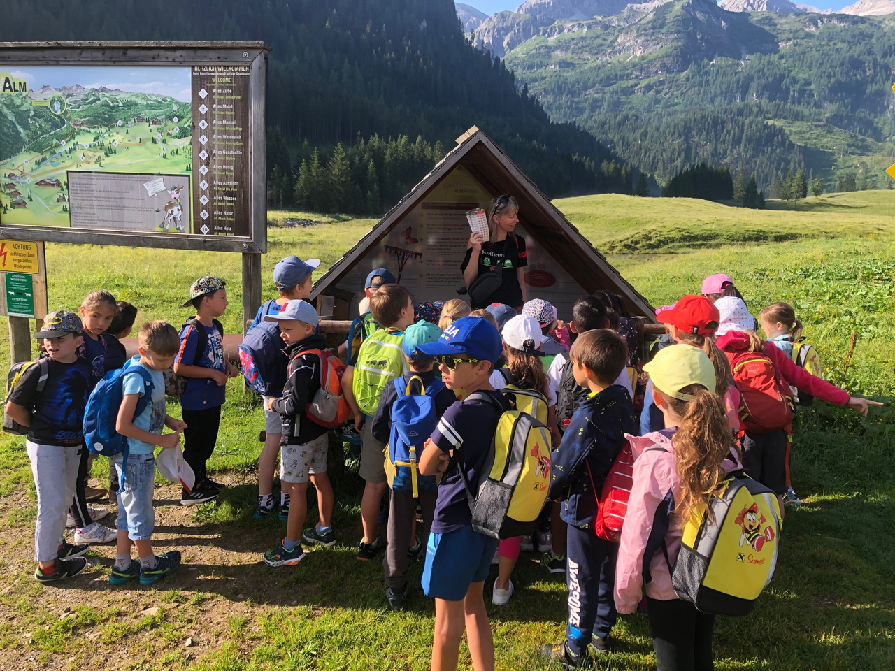 Wandertag "Alles Alm-Wanderweg“ (1.Kl.)