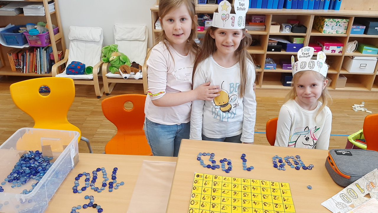 Wir feiern 100 Tage Schule! (1V, 1.Kl.)